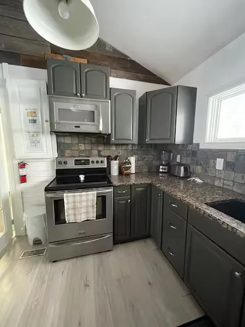 Cottage photo 20